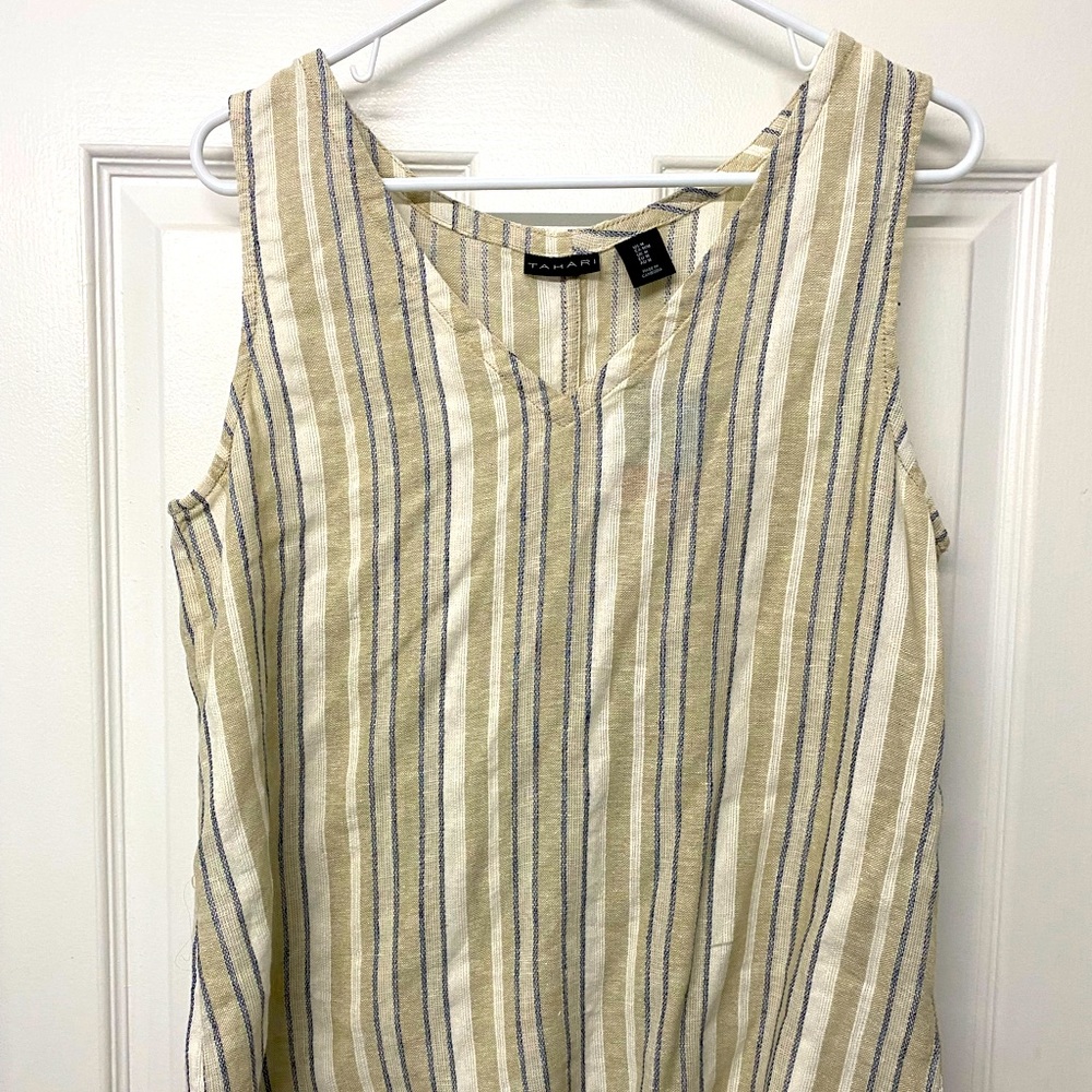 TAHARI STRIPPED TOP